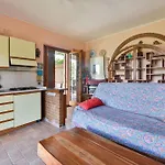 Dhamma - Goelba Apartment